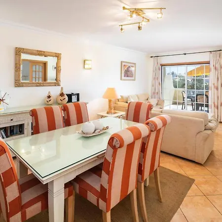 Lovely 2-bed In Sao Rafael דירה *