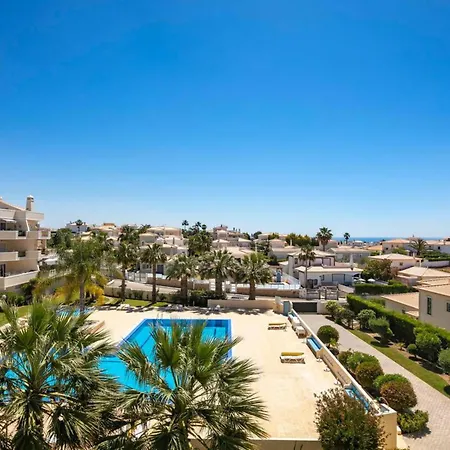 Lovely 2-bed In Sao Rafael * אלבופיירה