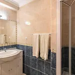 Lovely 2-bed In Sao Rafael Apartamento